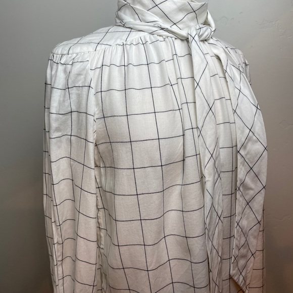 Joie Pitrel Blouse - Picture 8 of 15